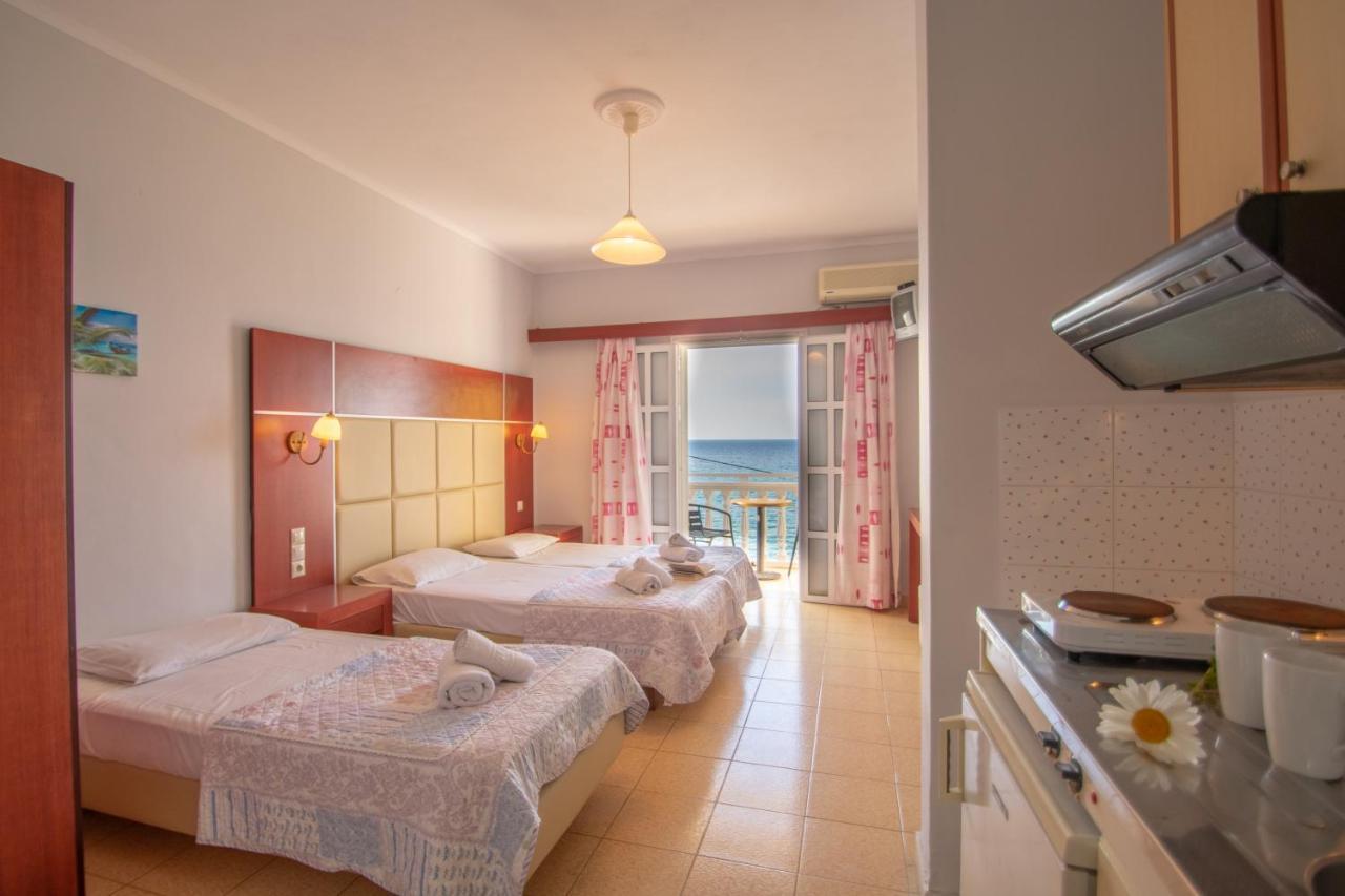 Agoulos Beach Hotel Аргаси Екстериор снимка