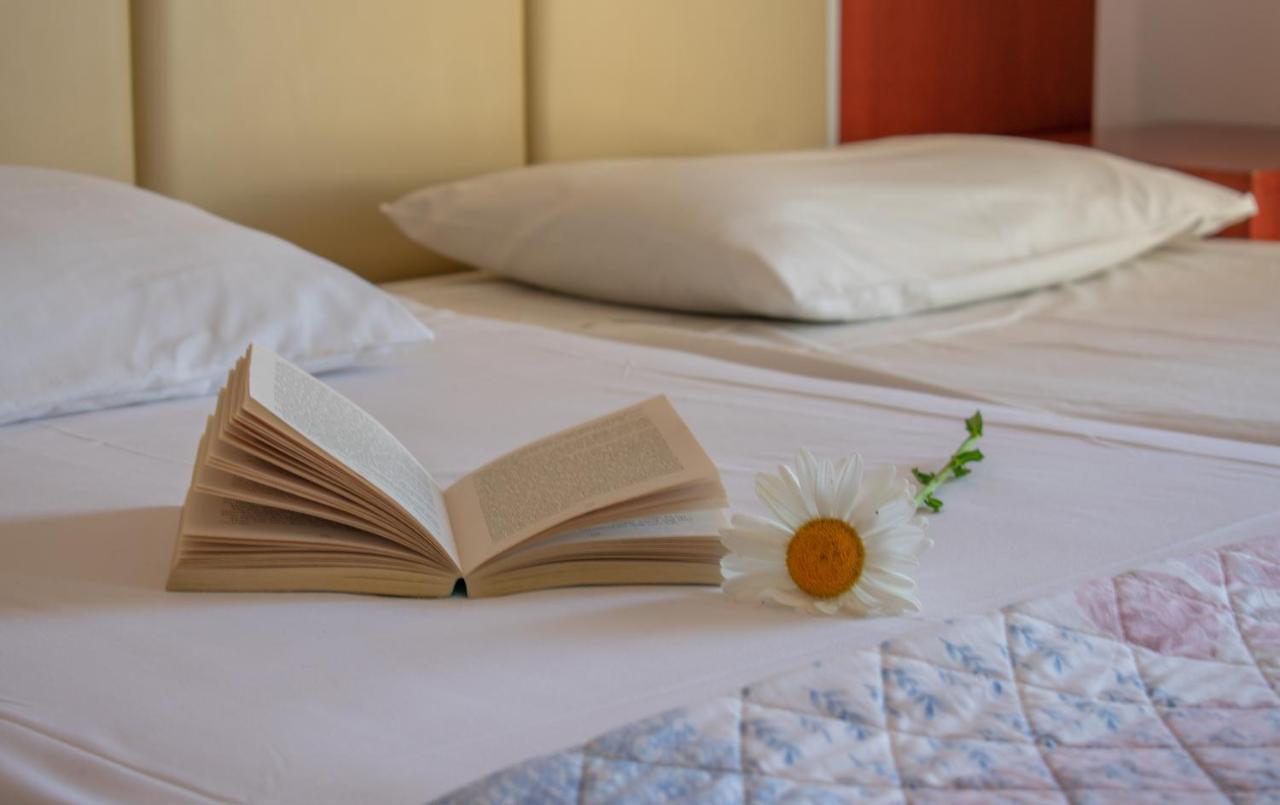 Agoulos Beach Hotel Аргаси Екстериор снимка