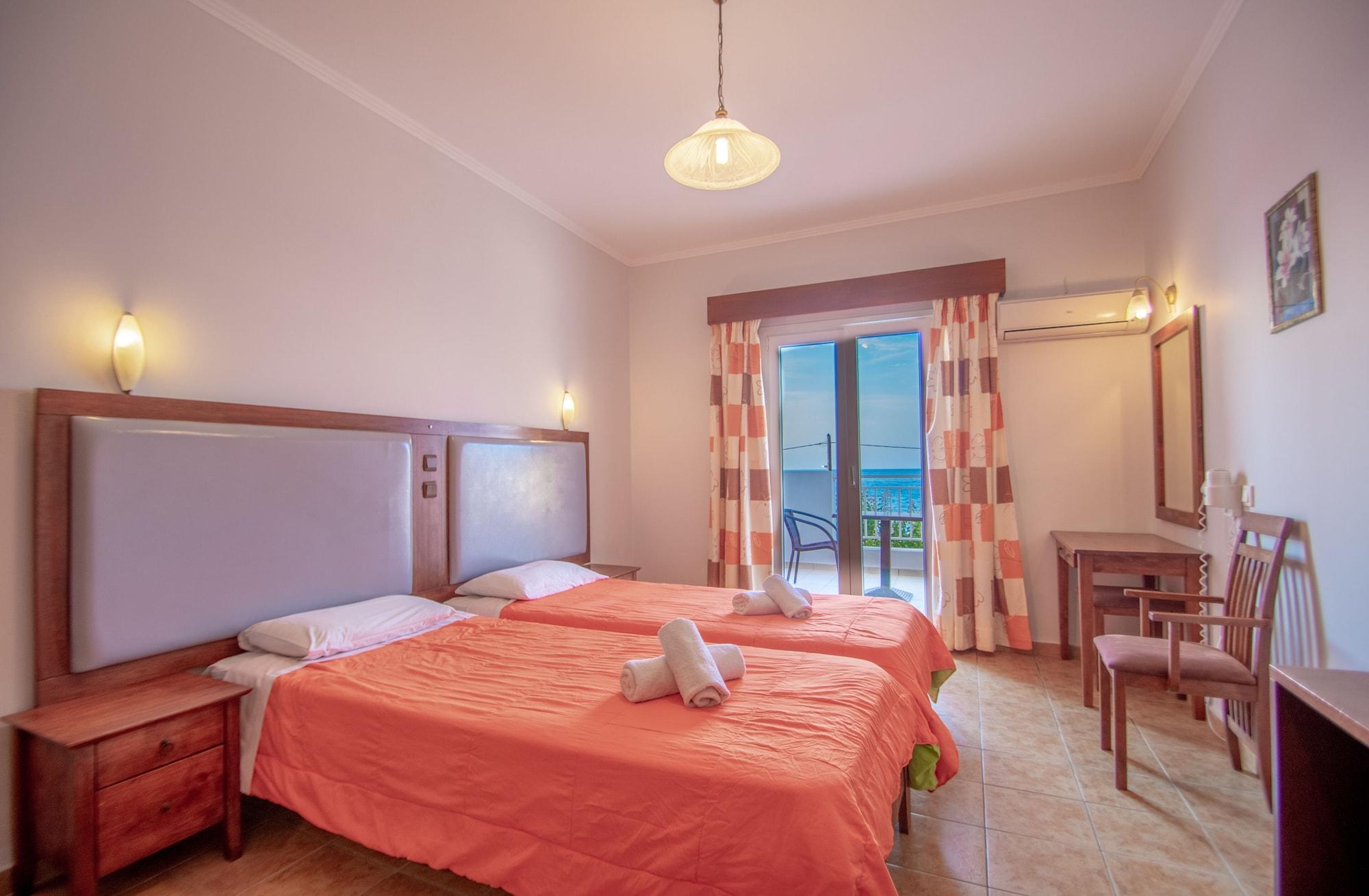 Agoulos Beach Hotel Аргаси Екстериор снимка